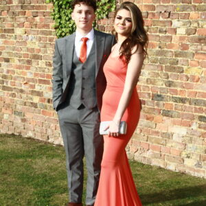 girl and boy at prom