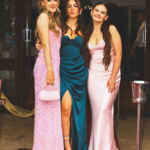 prom girls